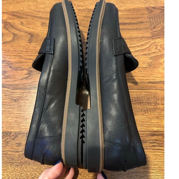 Clarks Women's Raise Eletta Leather Penny Loafer Black Size 9.5M Everyday Chic - Picture 6 of 9